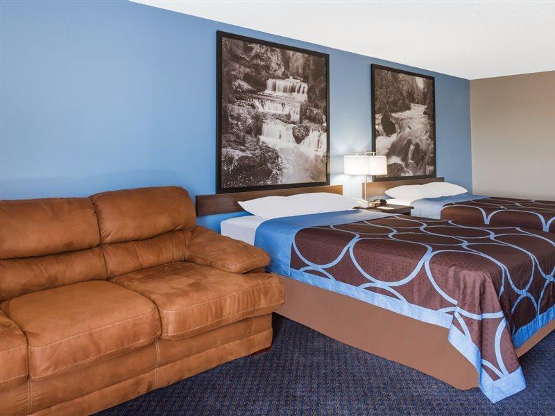 Americinn By Wyndham Columbus Wisconsin ภายนอก รูปภาพ